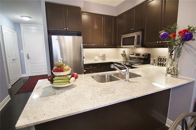 1003 - 10 Bloorview Pl, Condo with 2 bedrooms, 2 bathrooms and 1 parking in Toronto ON | Image 3