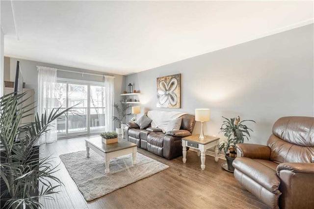 209 - 11 Woodman Dr S, Condo with 1 bedrooms, 1 bathrooms and 1 parking in Hamilton ON | Image 3