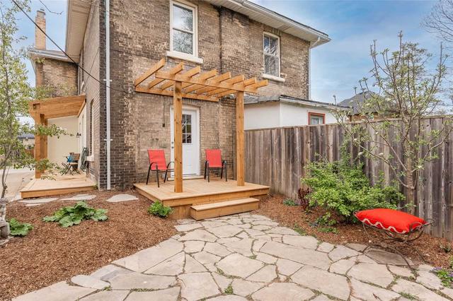 24 Green St, House semidetached with 4 bedrooms, 3 bathrooms and 5 parking in Guelph ON | Image 31