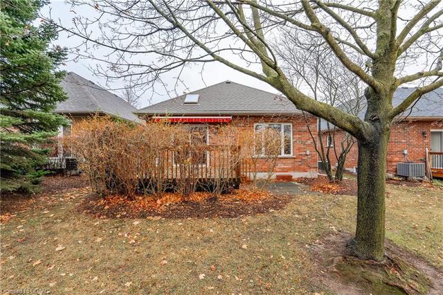 4 Parkside Drive, House detached with 3 bedrooms, 3 bathrooms and 2 parking in Guelph ON | Image 17