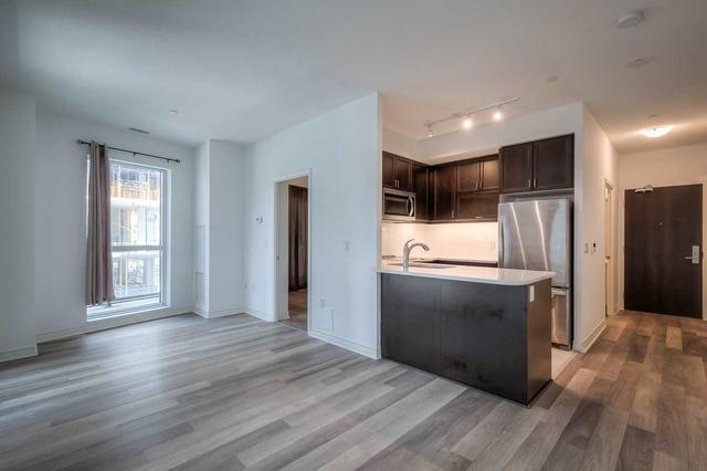 405 - 39 Annie Craig Dr, Condo with 1 bedrooms, 1 bathrooms and 1 parking in Toronto ON | Image 5