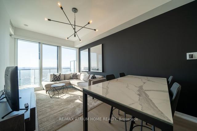 3511 - 488 University Ave, Condo with 1 bedrooms, 1 bathrooms and 0 parking in Toronto ON | Image 11