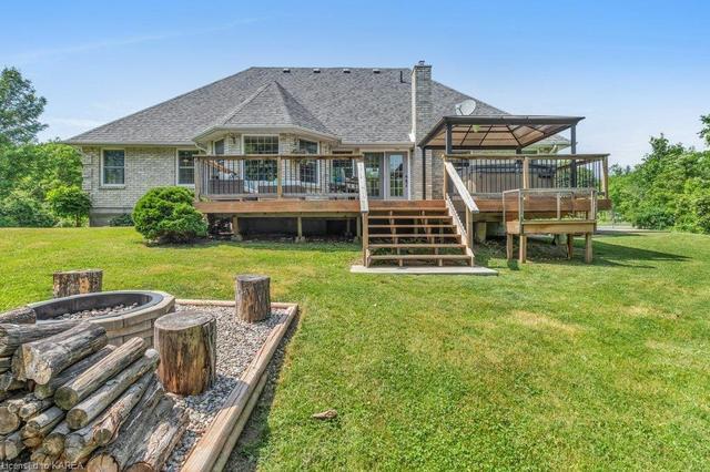 1747 Hitchcock Drive, House detached with 4 bedrooms, 3 bathrooms and null parking in South Frontenac ON | Image 23