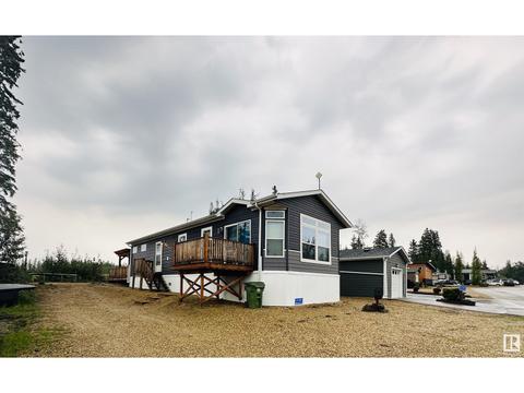 109b 10032, Home with 3 bedrooms, 2 bathrooms and 3 parking in Ponoka County AB | Card Image