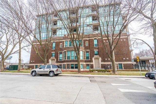 203 - 50 Murray St W, Condo with 2 bedrooms, 1 bathrooms and 1 parking in Hamilton ON | Image 1