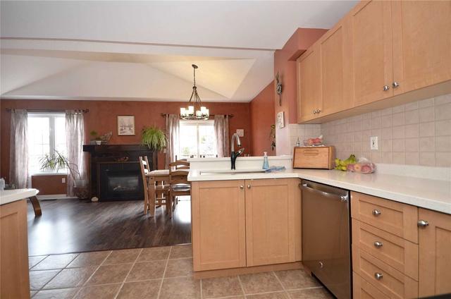 1113 Kell St, House detached with 3 bedrooms, 3 bathrooms and 4 parking in Innisfil ON | Image 9