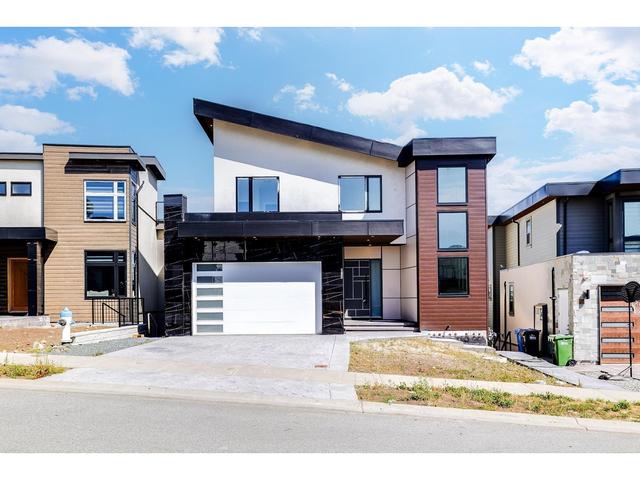2740 Montana Place, House detached with 6 bedrooms, 6 bathrooms and 4 parking in Abbotsford BC | Image 1