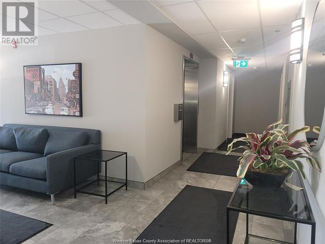 306 - 955 Ouellette Avenue, Condo with 2 bedrooms, 2 bathrooms and null parking in Windsor ON | Image 3