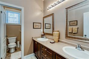 219 Alison Cres, House detached with 1 bedrooms, 3 bathrooms and 4 parking in Oakville ON | Image 21