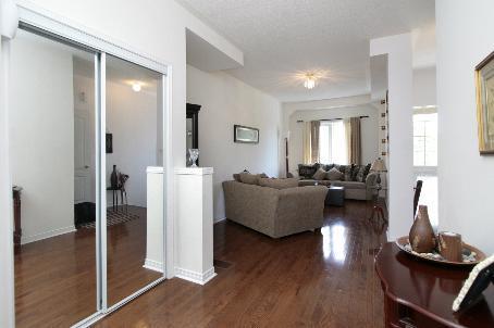 174 - 435 Hensall Circ, Townhouse with 2 bedrooms, 3 bathrooms and 2 parking in Mississauga ON | Image 4