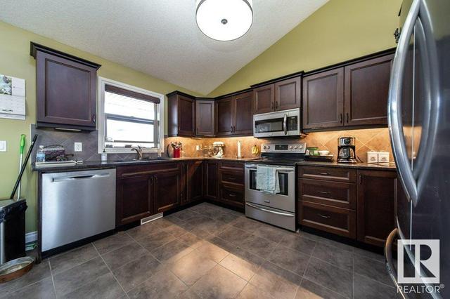 10 - 1319 Twp Rd 510, House detached with 4 bedrooms, 3 bathrooms and null parking in Parkland County AB | Image 13