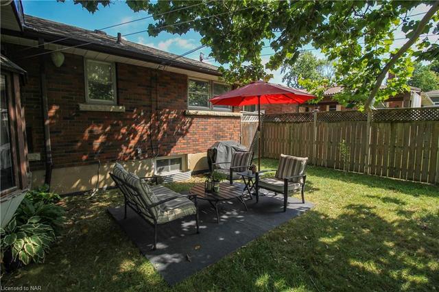 70 Crestdale Avenue, House detached with 5 bedrooms, 1 bathrooms and 4 parking in St. Catharines ON | Image 36