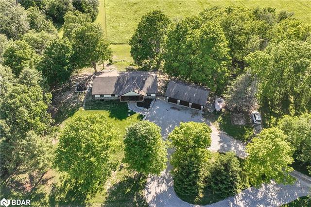 446 Medonte 2 Sideroad, House detached with 5 bedrooms, 2 bathrooms and 13 parking in Oro Medonte ON | Image 8