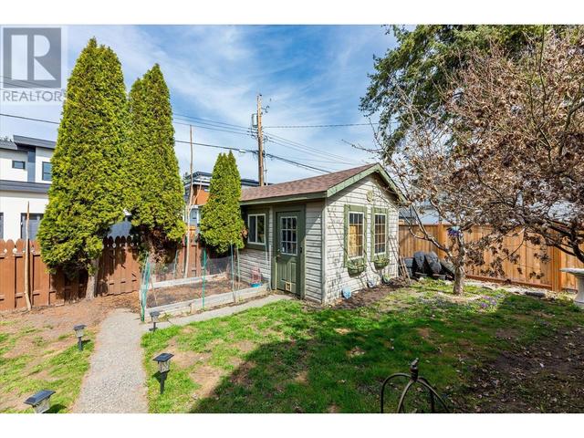 836 Patterson Avenue, House detached with 4 bedrooms, 2 bathrooms and 5 parking in Kelowna BC | Image 34