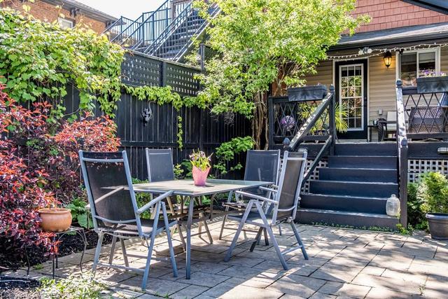101 Victoria Avenue S, House semidetached with 4 bedrooms, 1 bathrooms and 3 parking in Hamilton ON | Image 38