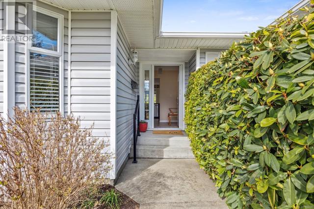 688 Woodland Dr, House detached with 2 bedrooms, 2 bathrooms and 2 parking in Comox BC | Image 17