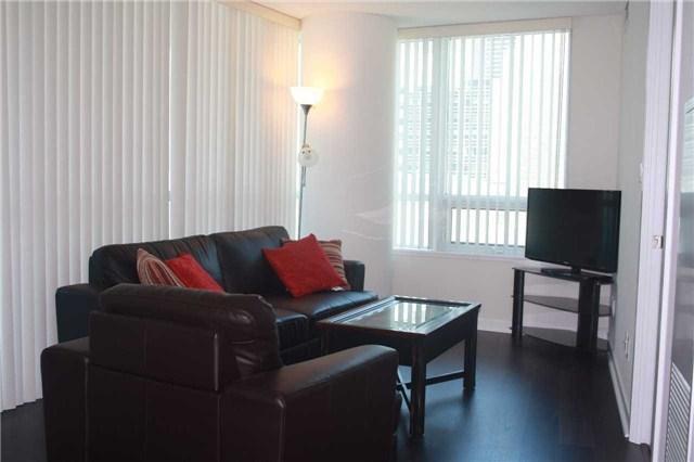 1003 - 33 Bay St, Condo with 2 bedrooms, 2 bathrooms and 1 parking in Toronto ON | Image 4