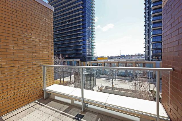 th05 - 25 Singer Crt, Townhouse with 3 bedrooms, 3 bathrooms and 1 parking in Toronto ON | Image 16