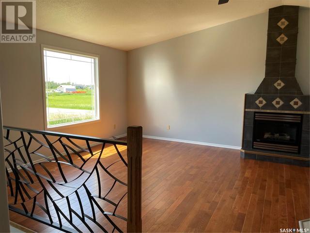 568 Sorlien Avenue, House detached with 3 bedrooms, 2 bathrooms and null parking in Macoun SK | Image 11