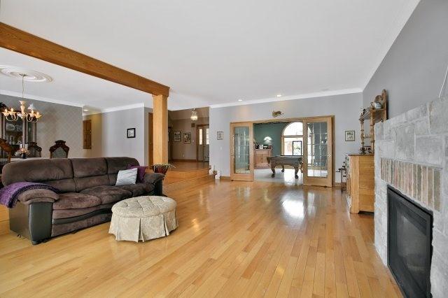 164 Charles Rd, House detached with 4 bedrooms, 2 bathrooms and 8 parking in Tweed ON | Image 4