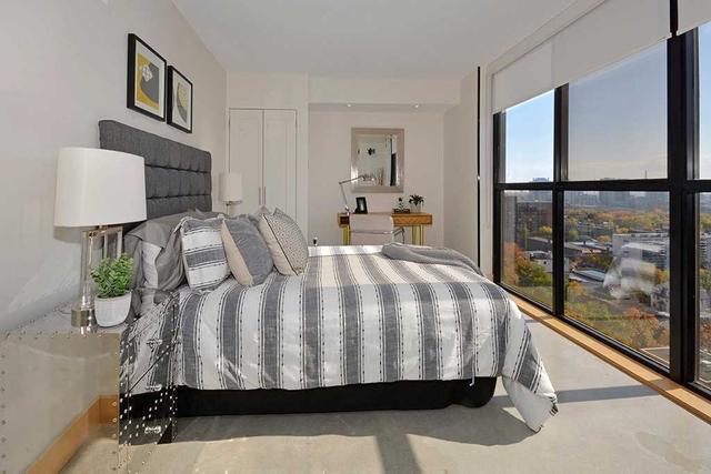 1910 - 15 Maitland Pl, Condo with 2 bedrooms, 1 bathrooms and 1 parking in Toronto ON | Image 10