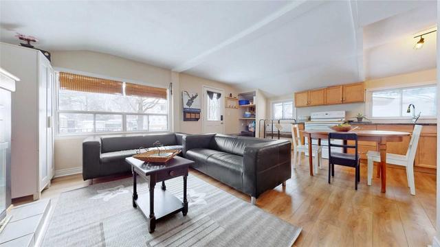 2806 Cumberland Rd, House detached with 2 bedrooms, 1 bathrooms and 3 parking in Severn ON | Image 28
