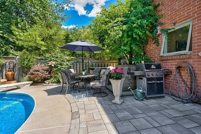 2141 Glenora Dr, House detached with 4 bedrooms, 4 bathrooms and 4 parking in Oakville ON | Image 24