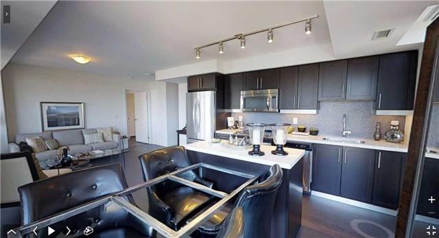 1106 - 525 Adelaide St W, Condo with 3 bedrooms, 2 bathrooms and 1 parking in Toronto ON | Image 2