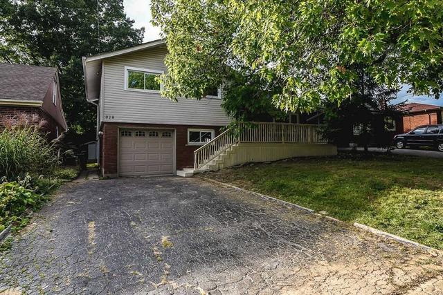 818 Garth St, House detached with 4 bedrooms, 2 bathrooms and 5 parking in Hamilton ON | Image 35