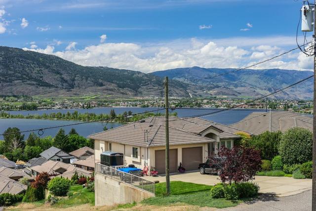 3603 37th Street, House detached with 2 bedrooms, 2 bathrooms and 4 parking in Okanagan Similkameen A BC | Image 37