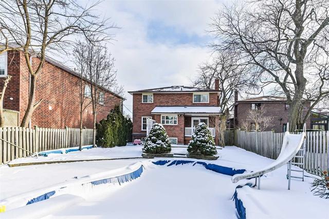 90 Hill Cres, House detached with 4 bedrooms, 4 bathrooms and 7 parking in Toronto ON | Image 19