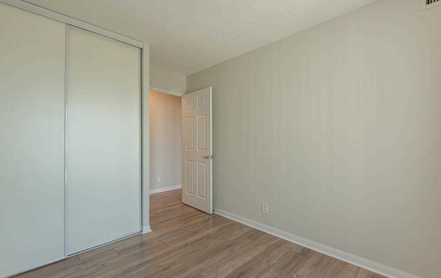 1609 - 8 Lee Centre Dr, Condo with 4 bedrooms, 3 bathrooms and 2 parking in Toronto ON | Image 28