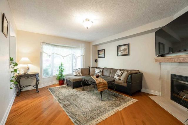 3818 Cedar Hedge Rise, House detached with 4 bedrooms, 3 bathrooms and 5 parking in Mississauga ON | Image 26