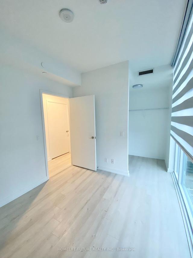 1906 - 33 Helendale Ave, Condo with 1 bedrooms, 1 bathrooms and 0 parking in Toronto ON | Image 5