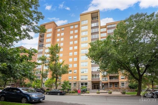 406 - 373 Laurier Avenue E, Condo with 3 bedrooms, 2 bathrooms and 1 parking in Ottawa ON | Image 1