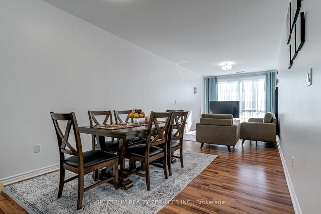 218 - 10 Gateway Blvd, Condo with 2 bedrooms, 2 bathrooms and 1 parking in Toronto ON | Image 4