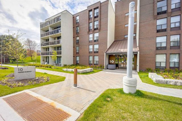107n - 10 Fashion Roseway, Condo with 2 bedrooms, 2 bathrooms and 1 parking in Toronto ON | Image 12