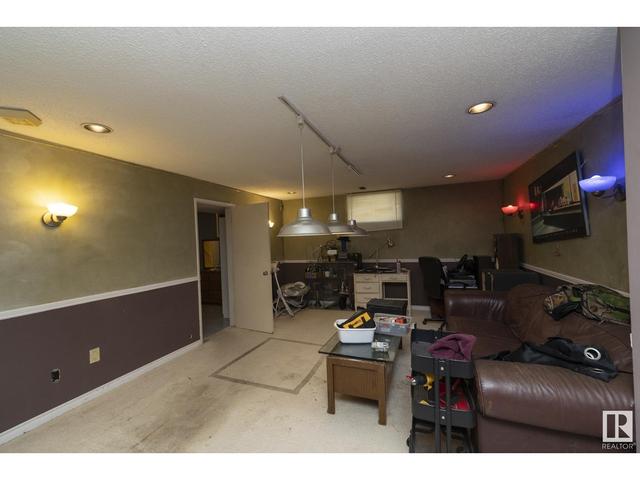 11307 46 Av Nw, House detached with 4 bedrooms, 2 bathrooms and null parking in Edmonton AB | Image 26