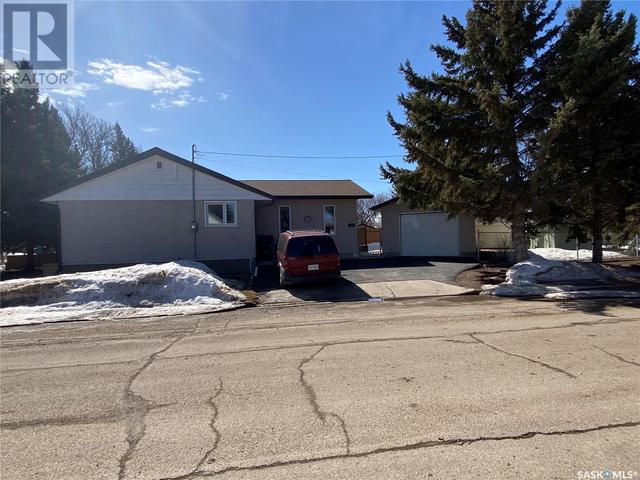 296 Maple Avenue, House detached with 3 bedrooms, 1 bathrooms and null parking in Yorkton SK | Image 3