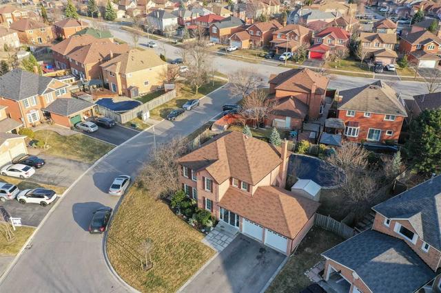 4 Blaydon Crt, House detached with 4 bedrooms, 3 bathrooms and 4 parking in Brampton ON | Image 12