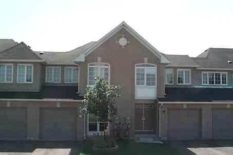 73 Kenwood Dr, Townhouse with 3 bedrooms, 3 bathrooms and null parking in Brampton ON | Image 1