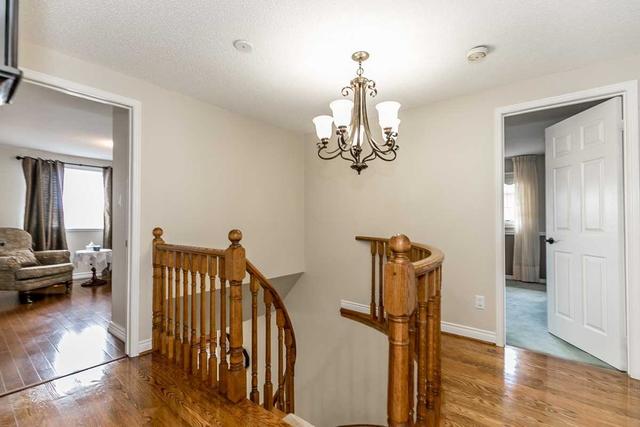 80 Aldergrove Dr, House detached with 4 bedrooms, 4 bathrooms and 6 parking in Markham ON | Image 4