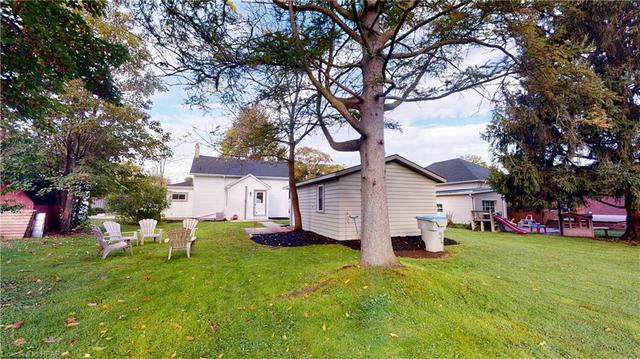 165 South Street, House detached with 3 bedrooms, 1 bathrooms and 4 parking in Goderich ON | Image 20