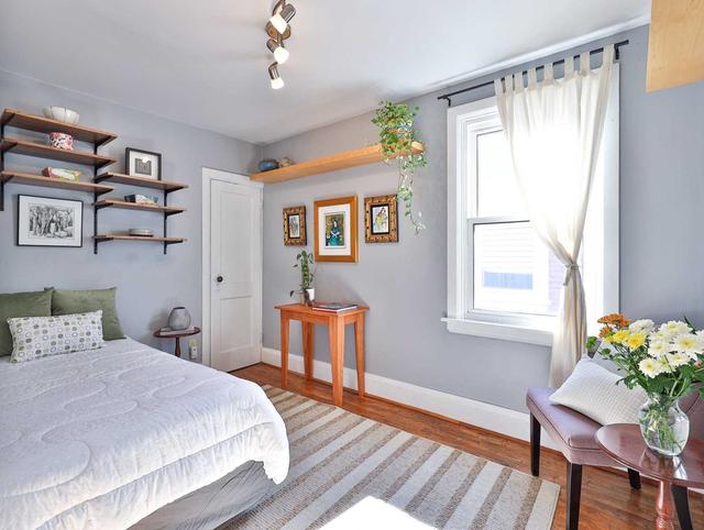 142 Dewhurst Blvd, House semidetached with 2 bedrooms, 1 bathrooms and 1 parking in Toronto ON | Image 8
