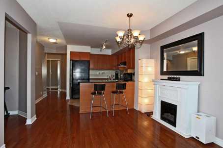 1601 - 33 Elm Dr, Condo with 1 bedrooms, 1 bathrooms and 1 parking in Mississauga ON | Image 3