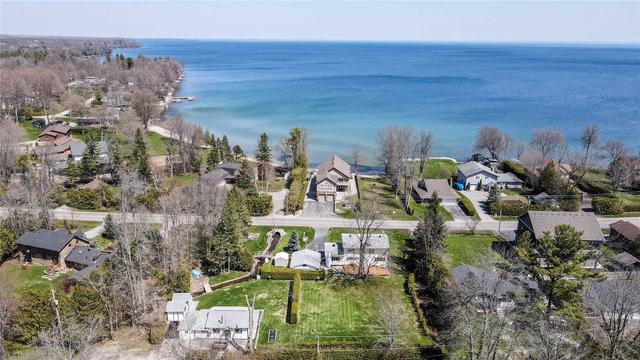 320 Lakeshore Rd E, House detached with 3 bedrooms, 2 bathrooms and 5 parking in Oro Medonte ON | Image 12