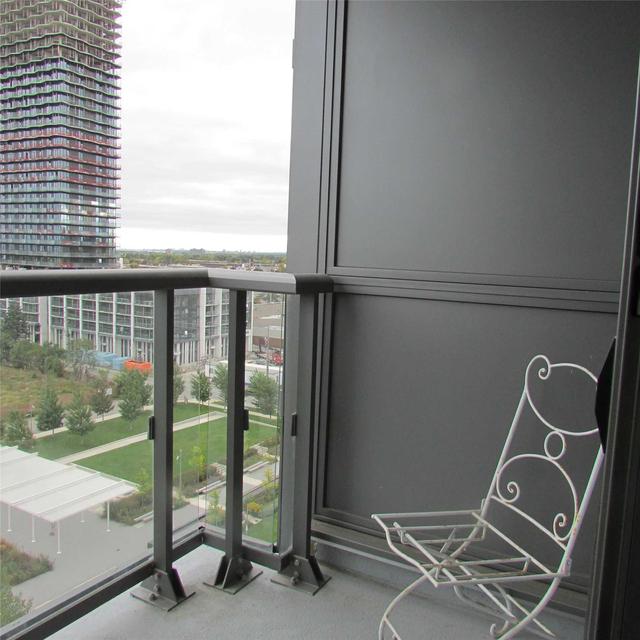 906 - 17 Zorra St, Condo with 2 bedrooms, 2 bathrooms and 2 parking in Toronto ON | Image 6