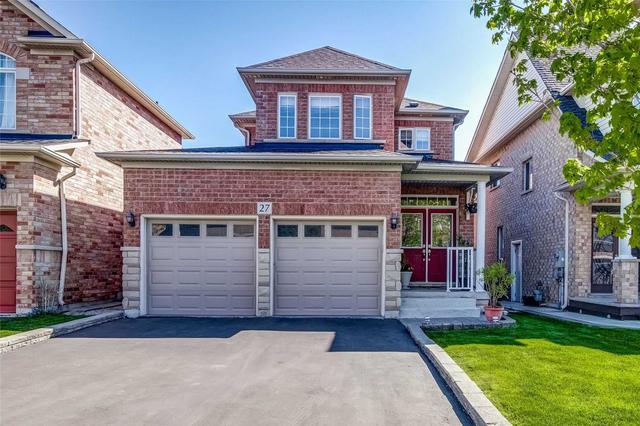27 Village Lake Cres, House detached with 3 bedrooms, 4 bathrooms and 6 parking in Brampton ON | Image 1