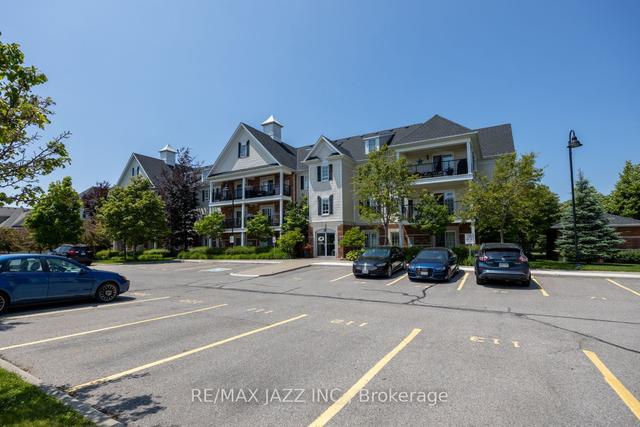 303 - 75 Shipway Ave, Condo with 2 bedrooms, 1 bathrooms and 1 parking in Clarington ON | Image 1
