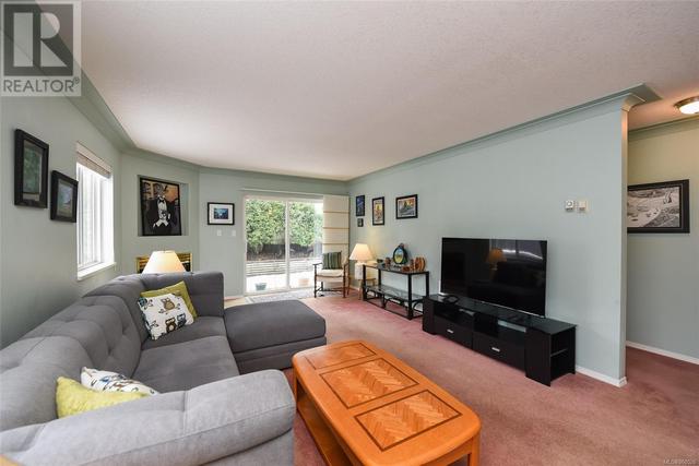 8 - 595 Evergreen Rd, House attached with 2 bedrooms, 2 bathrooms and 1 parking in Campbell River BC | Image 14